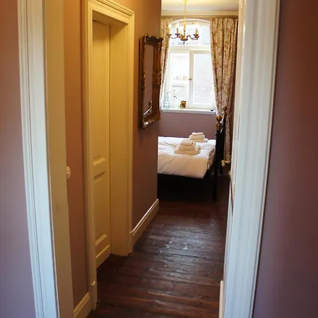 Alte Schreinerei Boutique Hotel 2* Cologne